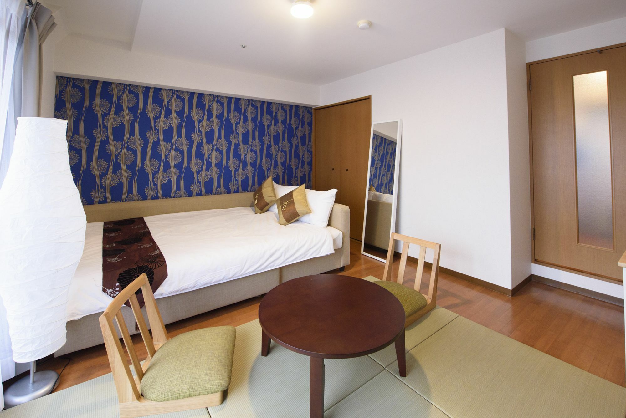 Rejoice Karasuma Oike Aparthotel